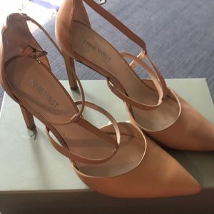 Nine west beige sandals